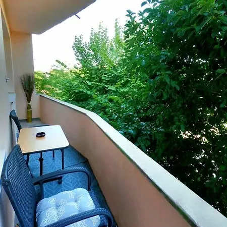 Happy Place :) Apartment Hunedoara